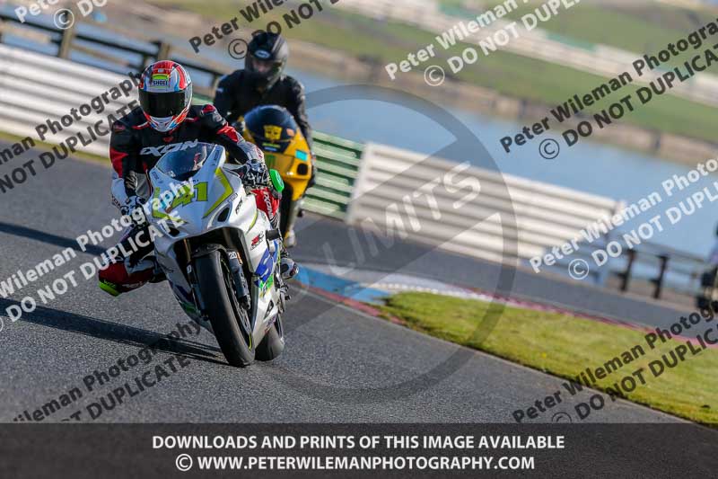 PJM Wedding Photography;enduro digital images;event digital images;eventdigitalimages;mallory park;mallory park photographs;mallory park trackday;mallory park trackday photographs;no limits trackdays;peter wileman photography;racing digital images;trackday digital images;trackday photos